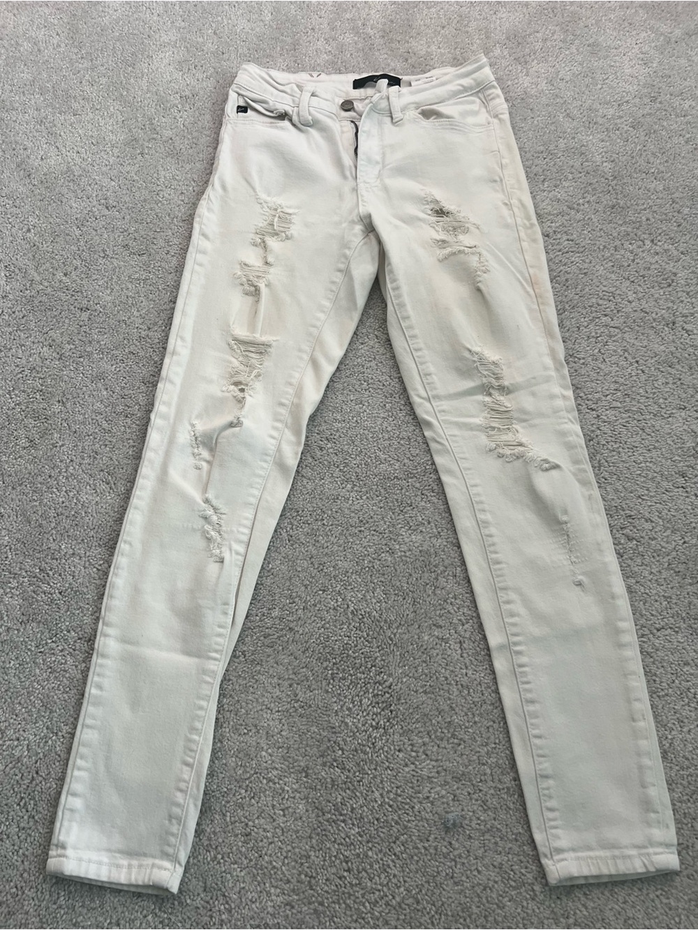 KanCan White Distressed Skinny Jeans